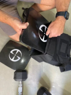 LA Police Gear JTE Lightweight MOLLE Plate Carrier -Vanguard Uniforms la police gear jte lightweight molle plate carrier pc jte 76434.1674522041